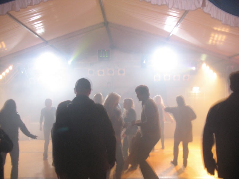 Party-Disco-Team: Mobildiskothek für jeden Anlass (6 Std.) – 2