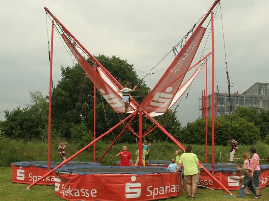 Bungee Trampolin | Quarter Tramp | 4-er Bungee  für Veranstaltungen mieten – 2