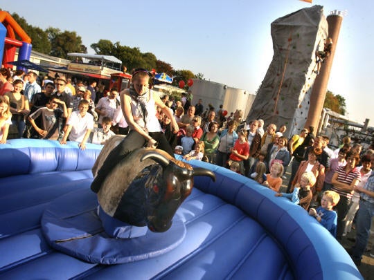 Bullriding | Rodeo Bullriding | Bullenreiten inkl. Musikanlage mieten – 2