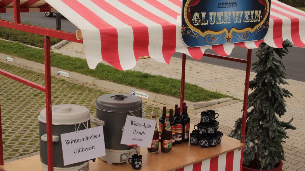 Glühweinstand / Nostalgiestand mit Glühweintöpfen mieten – 2