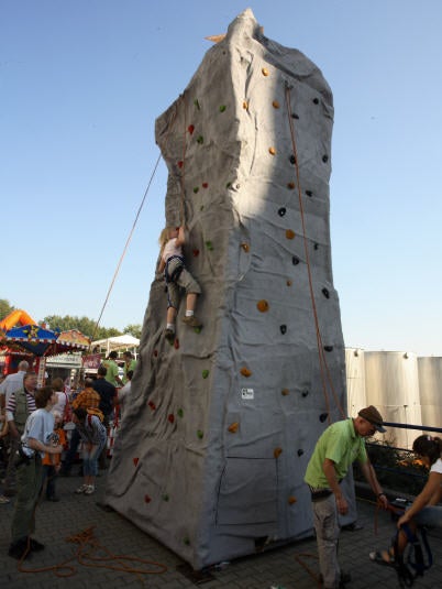 Kletterturm The Rock / Kletterfelsen (fast) wie echt für Veranstaltungen mieten – 3