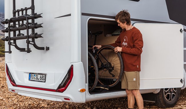 Teilintegriertes Wohnmobil mieten – komfortabel reisen – 4