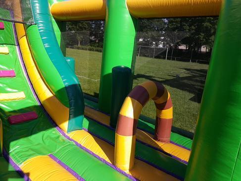 Multiplay Hüpfburg Western mit Rutsche – 4