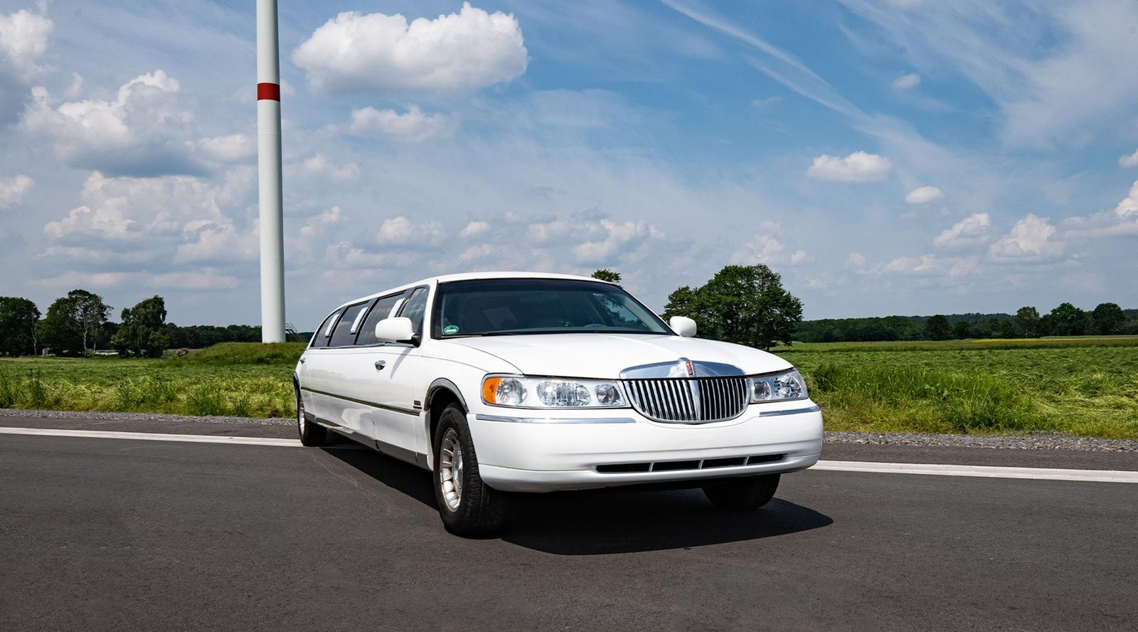Stretchlimousine Lincoln Town Car mieten in Wallenhorst