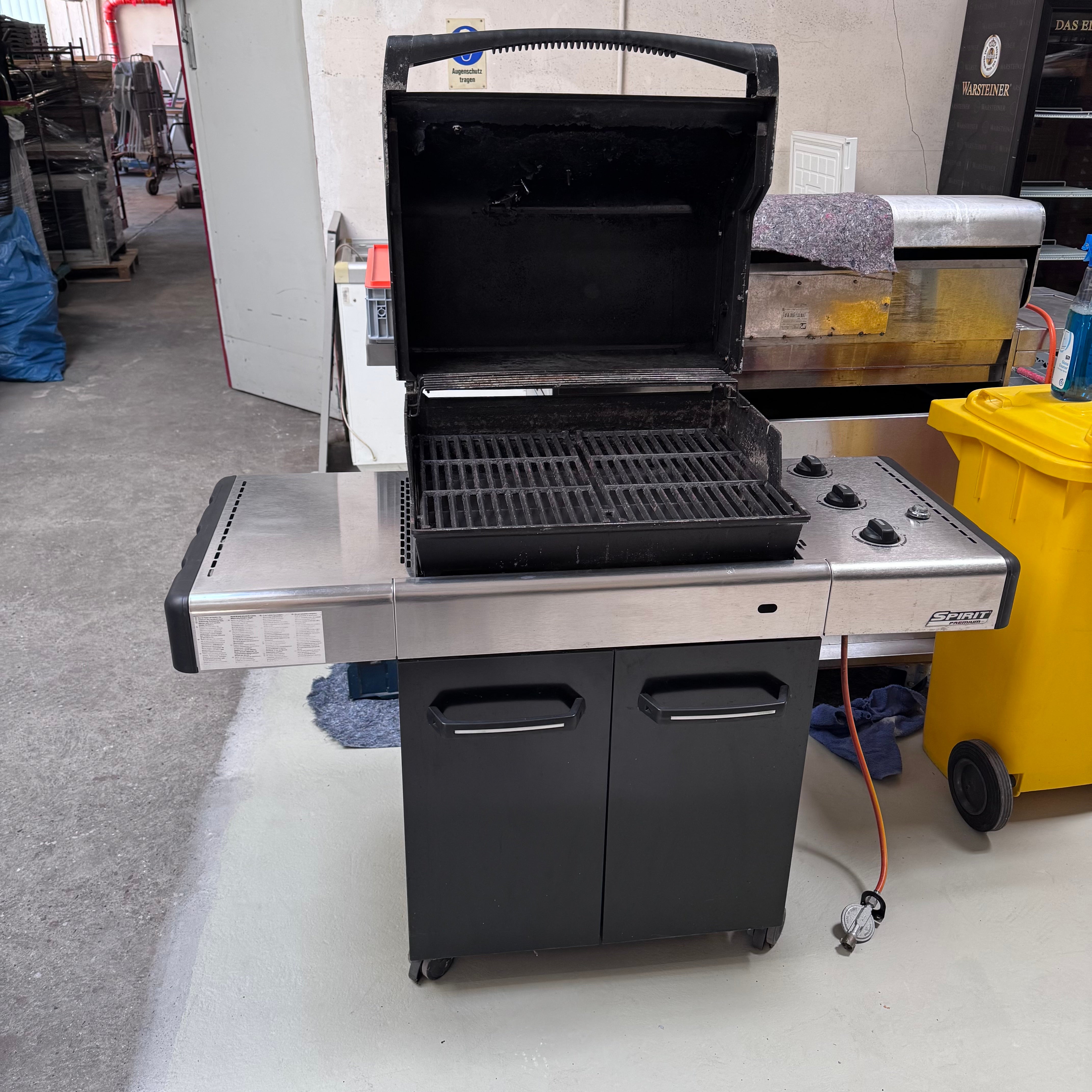 BBQ-Set III Weber groß, empfohlen für ca. 50 Gäste, Party für ca. 50 Gäste all inkl./ BBQ Grillvergnügen / Gasgrill / Teller und Besteck / Grillzange / Schneidebrett – 2