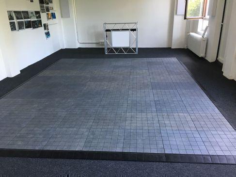 Tanzboden 4 m x 4 m  /  Tanzfläche  /  Tanzparkett  /  Multifunktionsboden  /  Zeltboden  /  Messebelag  /  Hygieneboden  /  Hallenboden  /  Allzweckboden – 2