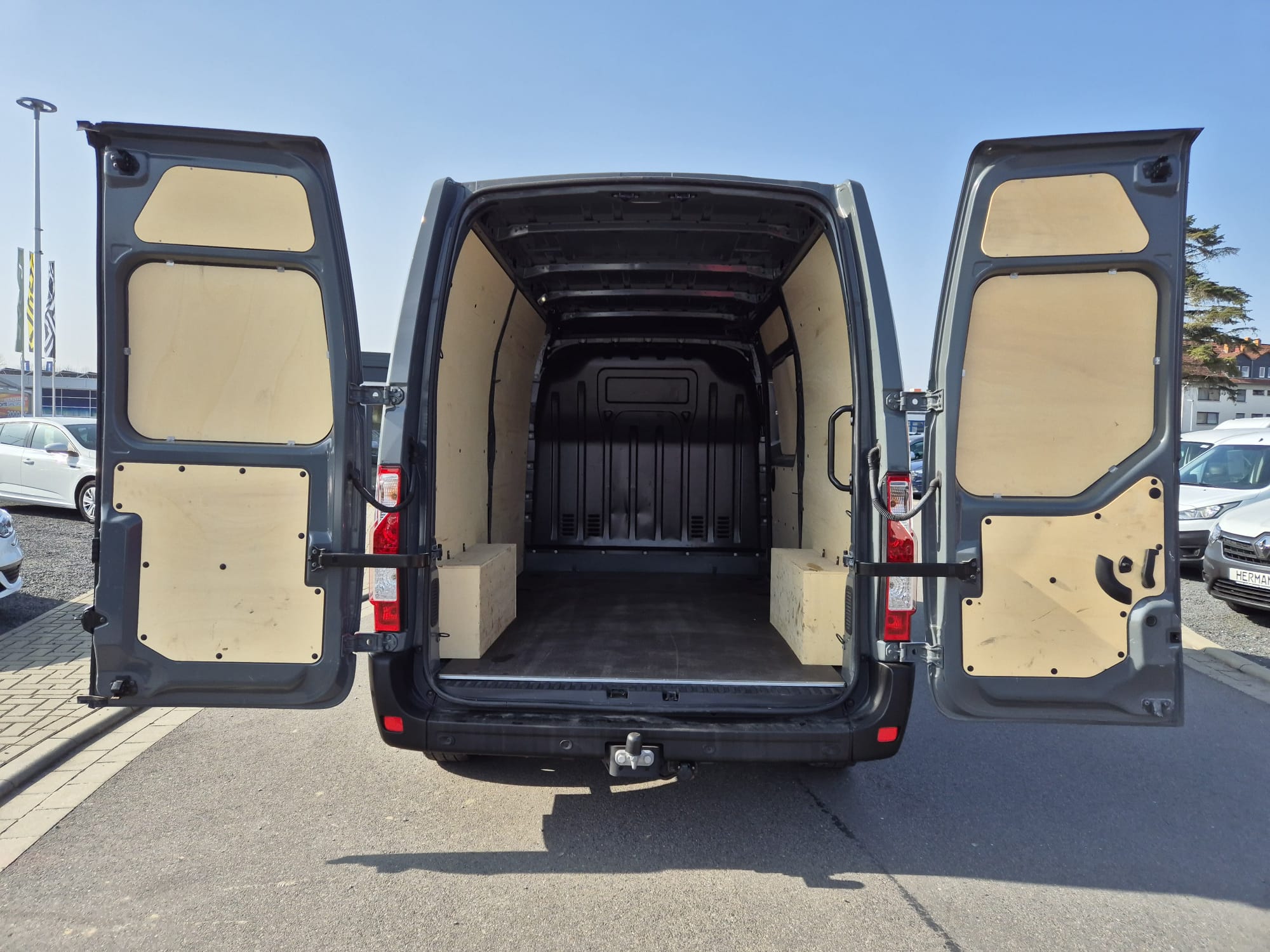 Renault Transporter L2 H2 Diesel – 2