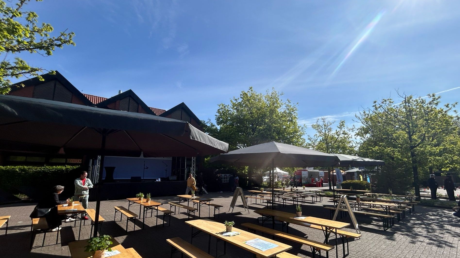 Ampelschirm 5 Meter – Marktschirm, Terrassenschirm, Gartenparasol, Sonnenschutz aus Aluminium – 2