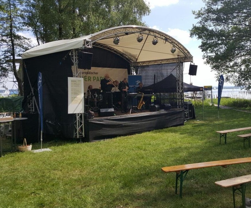 Rundbogenbühne 6 x 4, Openair Bühne für Messe, Stadtfeste, und Industrie – 4