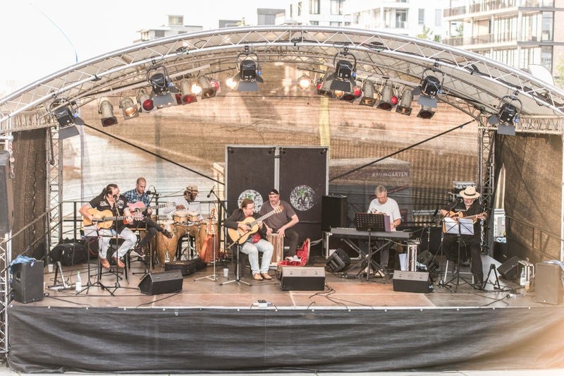Rundbogenbühne Bühnendach für Stadtfeste und Festival 8x6 Arc Roof – 3