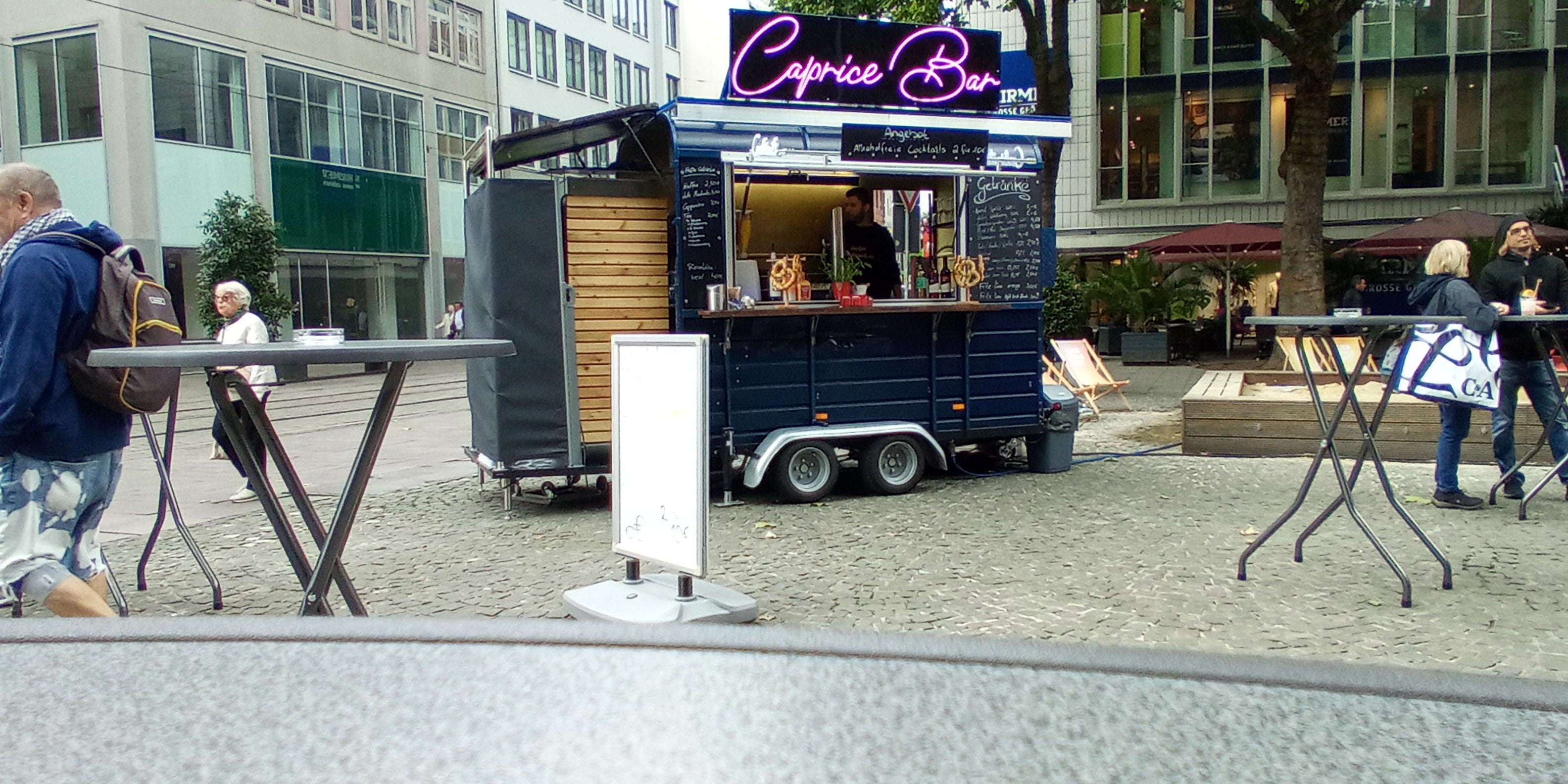 Cocktailbar Foodtruck Caprice mieten – ab 398 € | Mobile Bar Event – 3