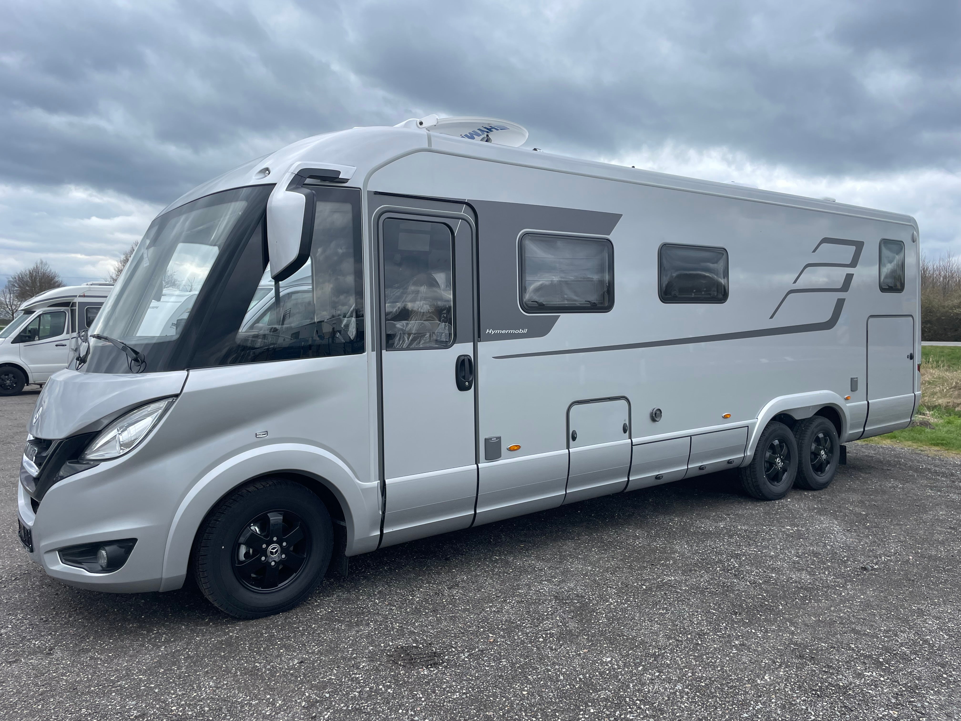 Rügen Caravan Wohnmobil Hymer ML I 880