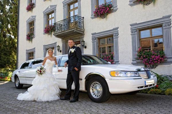 Traumhaftes Hochzeitsauto mieten in Freiburg im Breisgau