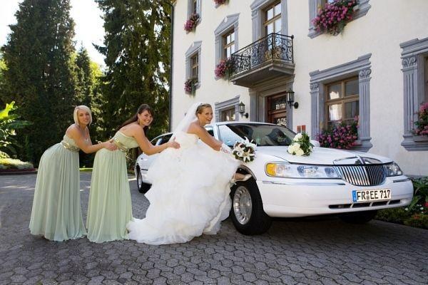 Elegante Hochzeitslimousine mieten in Freiburg im Breisgau