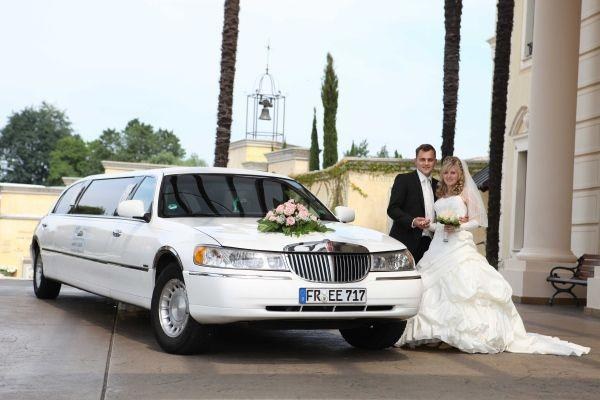Das besondere Erlebniss in der Limousine mieten in Freiburg im Breisgau