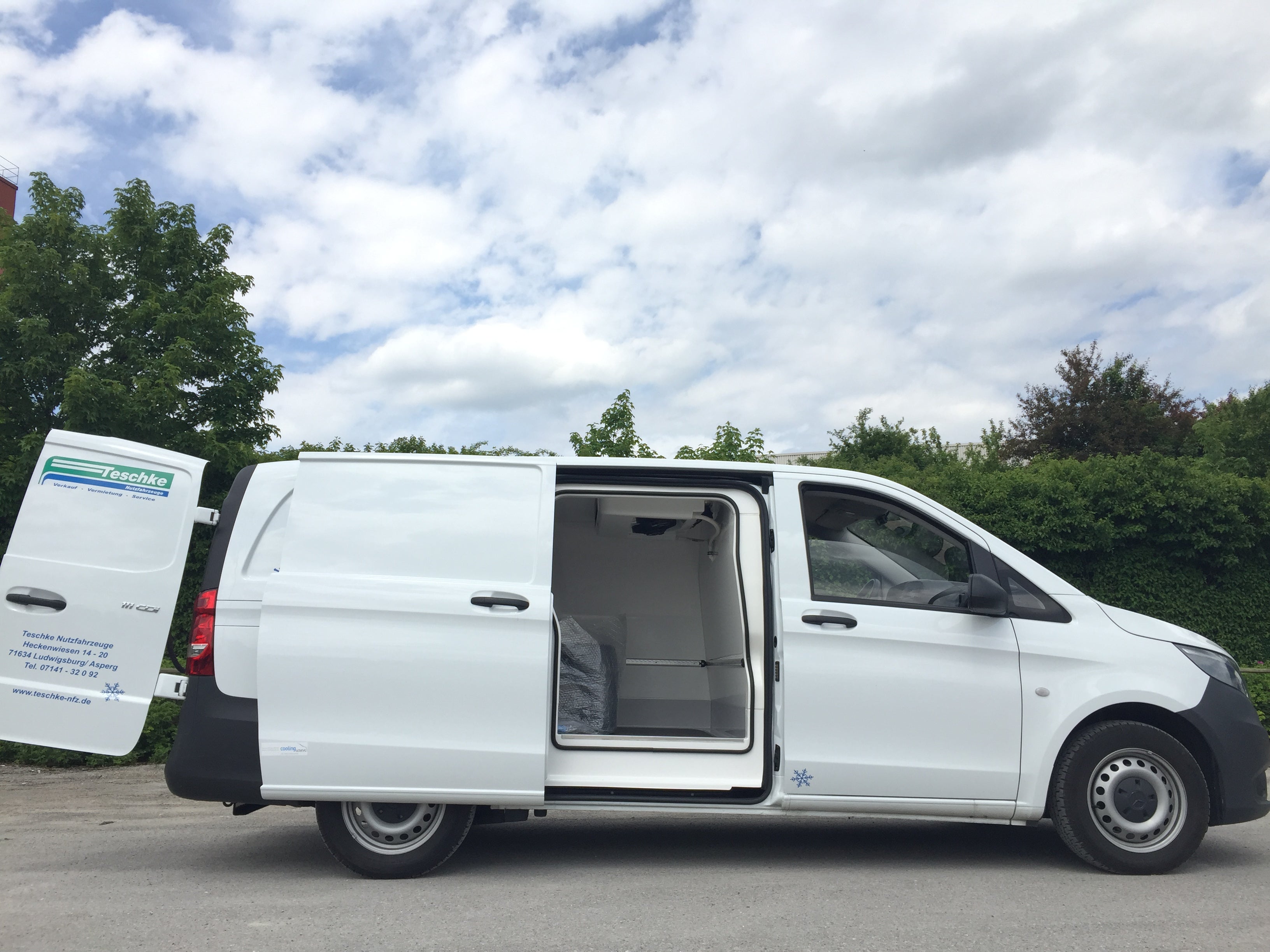 Mercedes Benz Vito - Top Kühlfahrzeug mit Standkühlung in Ludwigsburg Stuttgart mieten – 2