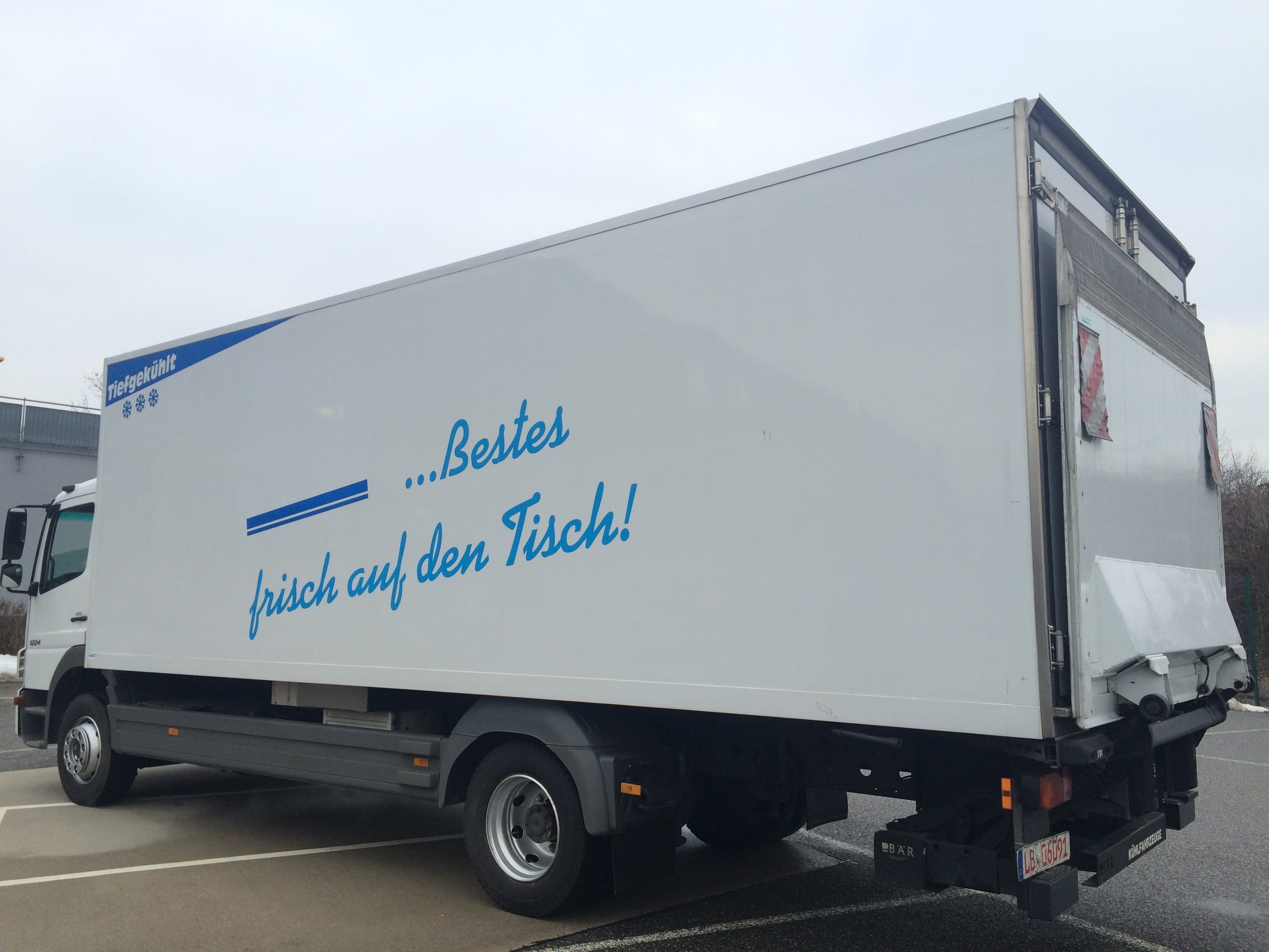 Mercedes Benz Atego 1224, Kühlkoffer mit 2 Kammern, Tiefkühler, Kühlfahrzeug, mit Ladebordwand 1500 kg Nutzlast zur Langzeitmiete, 71634 Ludwigsburg, 12 Tonner Kühllaster, Tiefkühl-LKW, Lebensmitteltr – 3