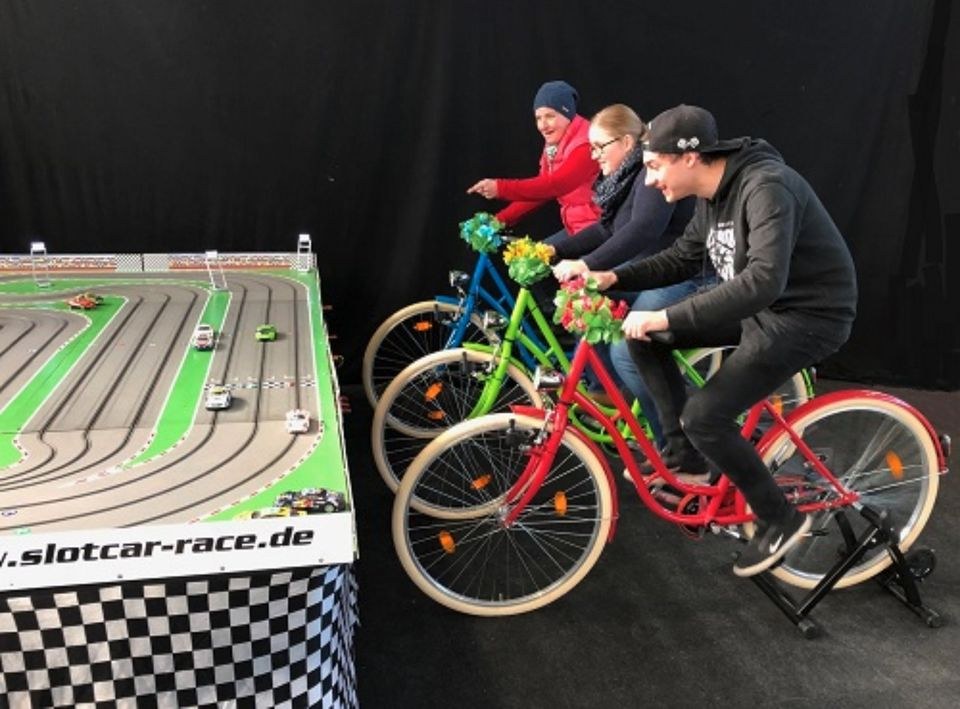 Fahrsimulatoren Rennsimulatoren Motorsport mieten in Ibbenbüren – 4