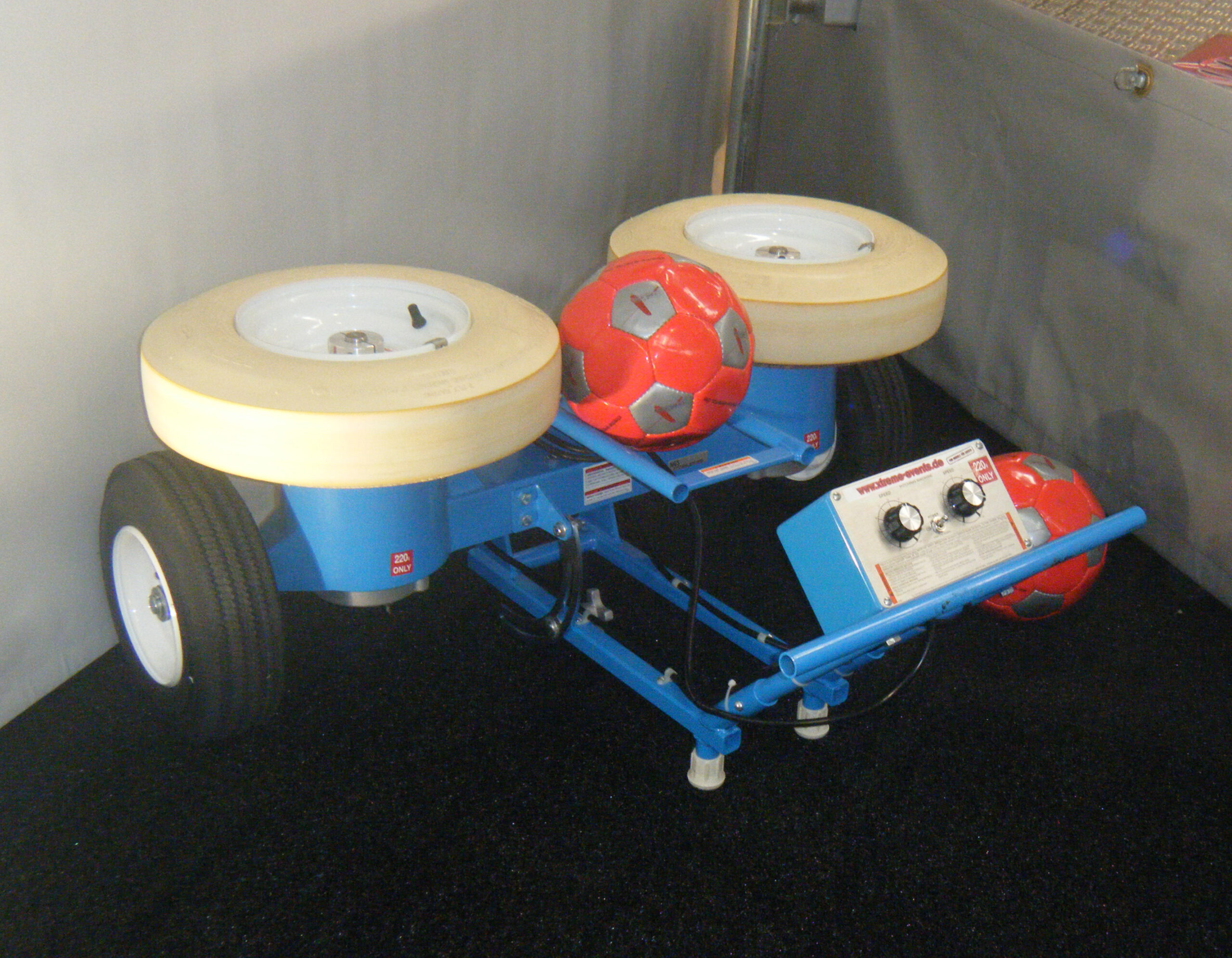 Ballkanone mieten bei Xtreme Events