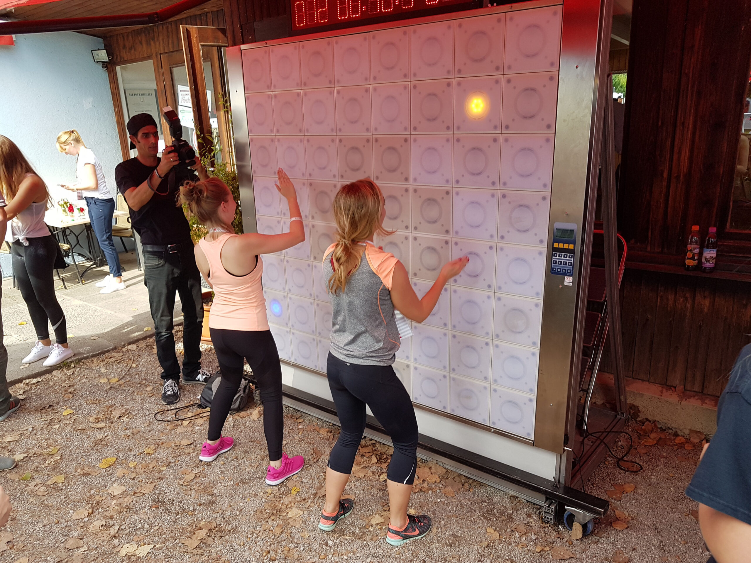 Reaction Wall / twall® 64 mieten bei Xtreme Events