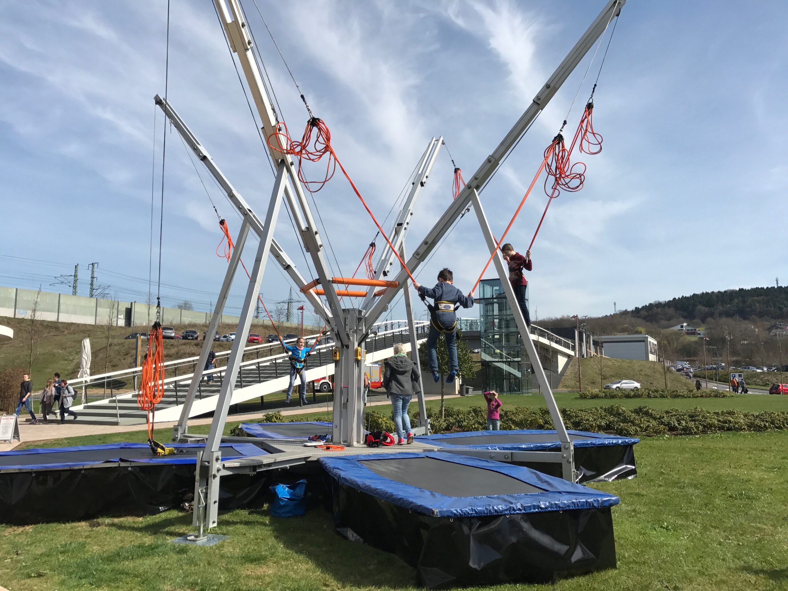 Quarter Jump Bungee Trampolin mieten bei Xtreme Events