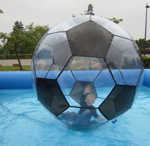 Water Walk Soccer mieten bei Xtreme Events