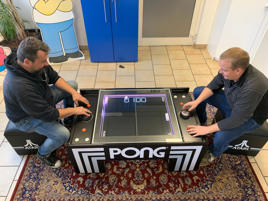 Atari PONG Retro-Spieltisch mieten bei Xtreme Events