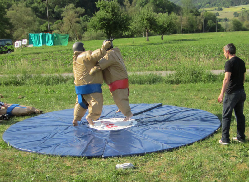 Sumoringer-Kostüm mieten bei Xtreme Events