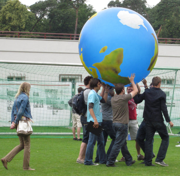 XXL Erdball 2m mieten bei Xtreme Events