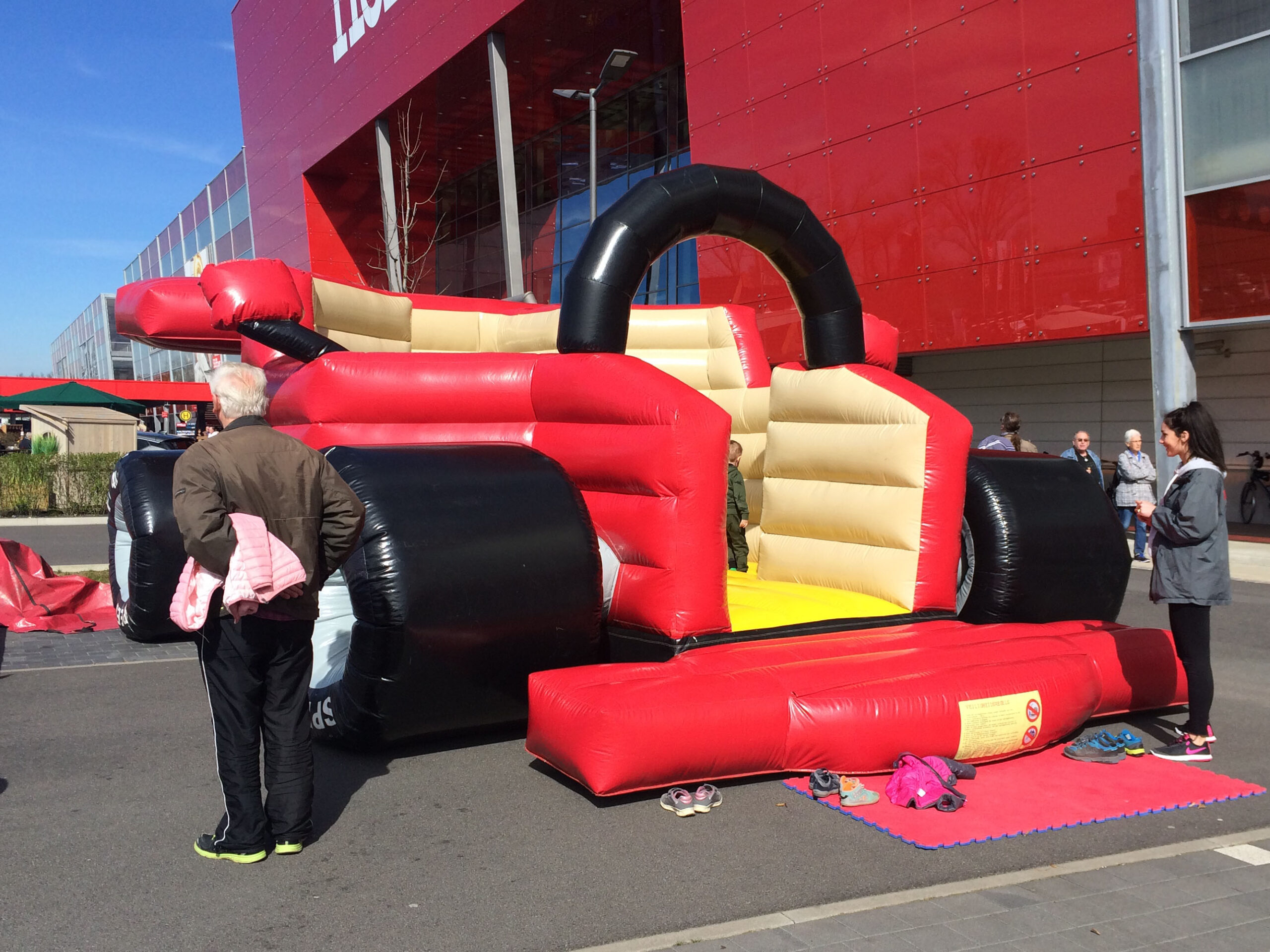 Hüpfburg Formel 1 mieten bei Xtreme Events