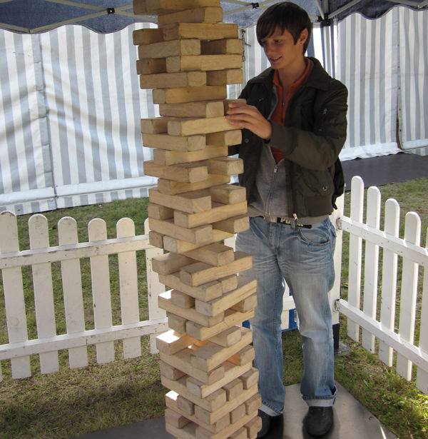 Riesen Wackelturm mieten bei Xtreme Events