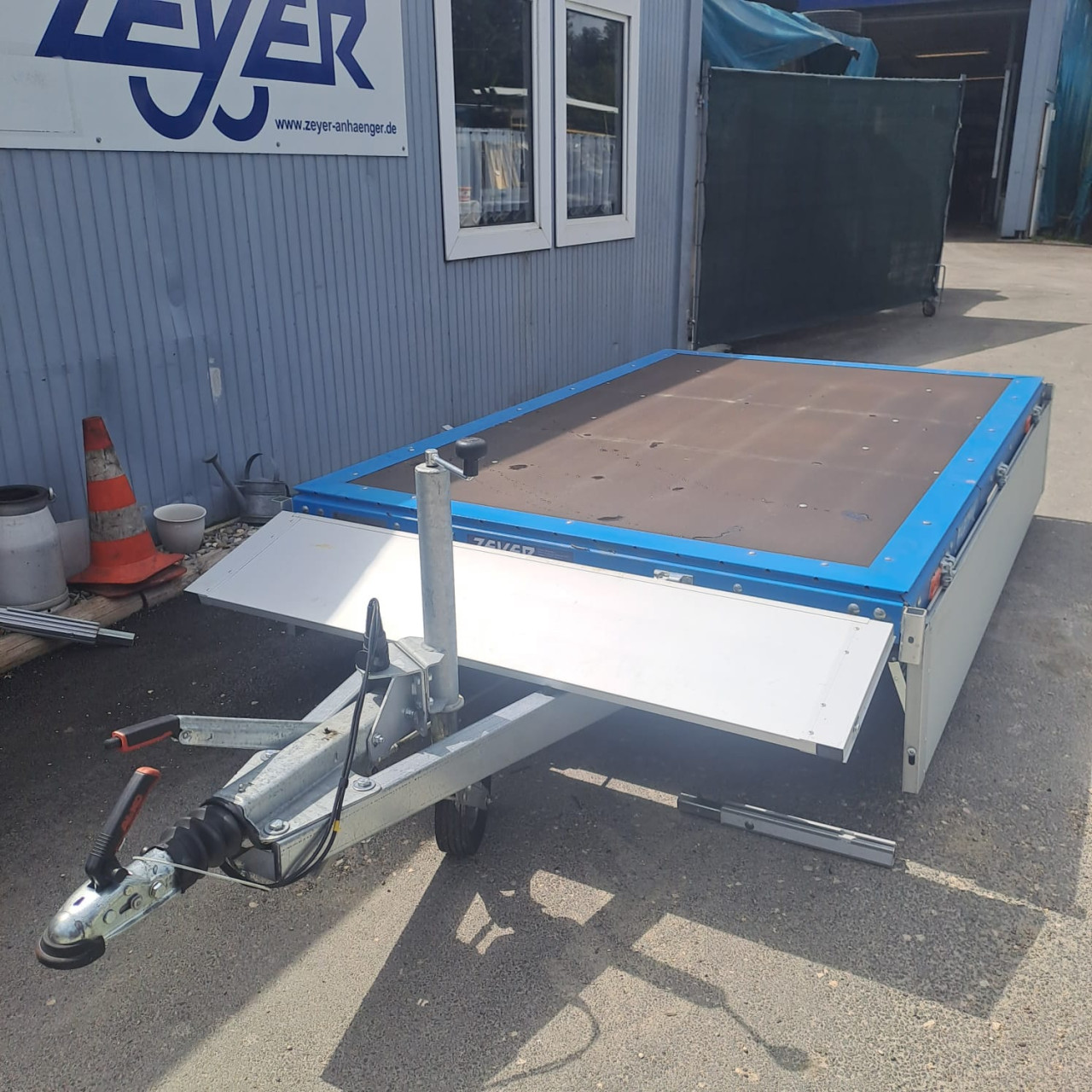 Barthau ET 1351 Hochlader mieten – 1.350 kg, ab 35 €/Tag – 3