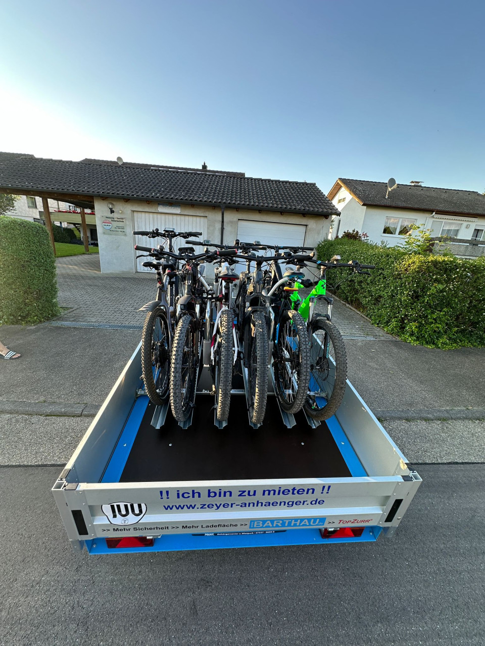 Barthau ET 1351 Fahrradanhänger für 6 E-Bikes mieten – 1.350 kg, ab 40 €/Tag – 3