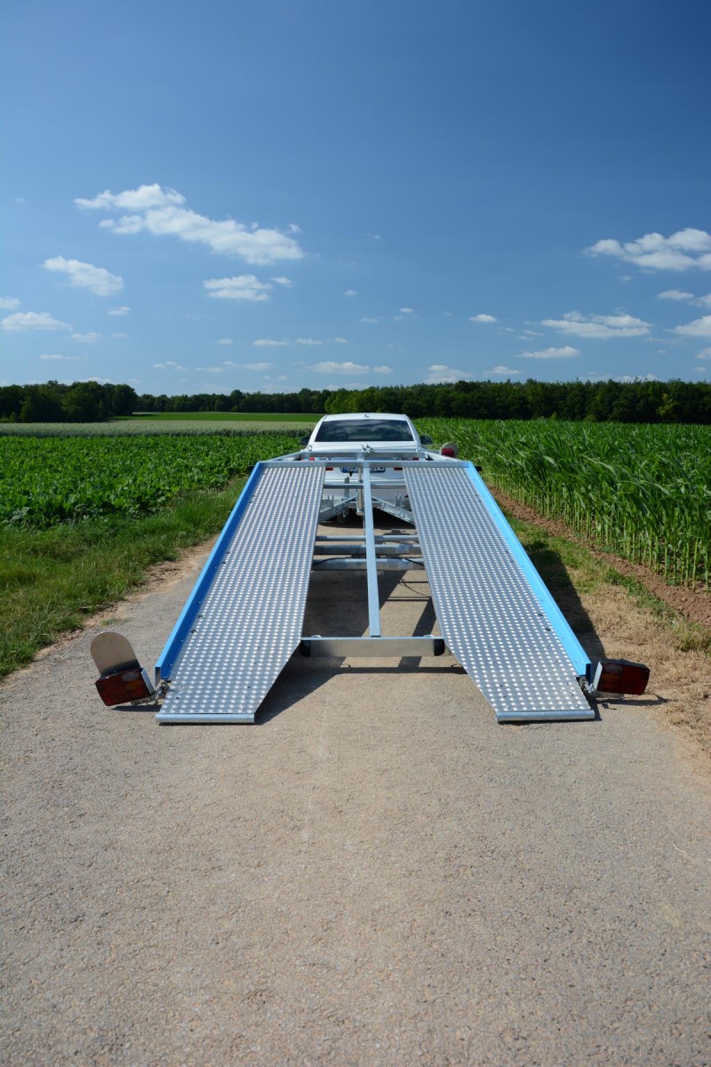 WM Meyer KHL 3000 BLUE Autotransporter mieten – 3.000 kg, ab 60 €/Tag