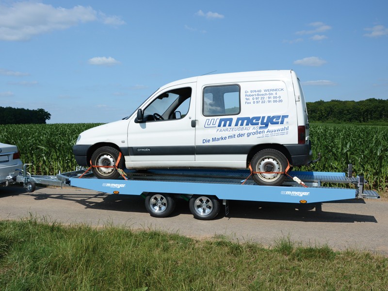 WM Meyer KHL 3000 BLUE Autotransporter mieten – 3.000 kg, ab 60 €/Tag – 3