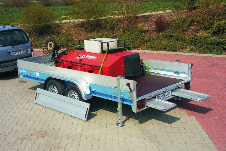 Barthau MZ 2702 Maschinentransporter mieten – 2.700 kg, ab 60 €/Tag – 3