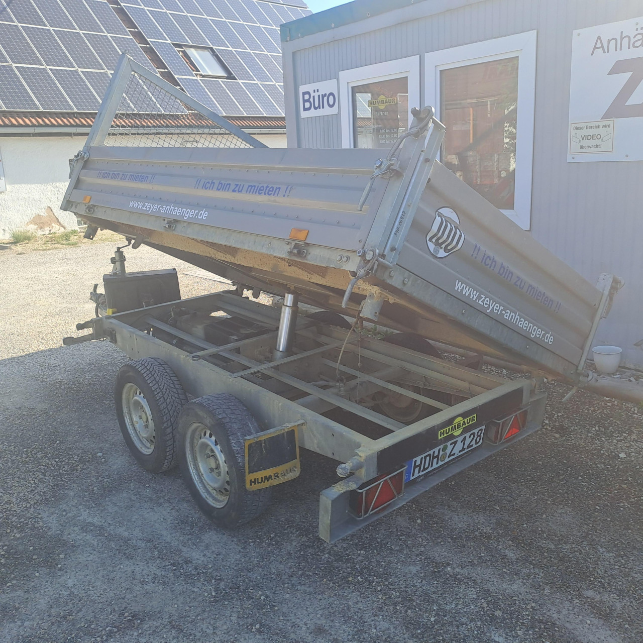 Humbaur HTK Garant 2600-3S Dreiseitenkipper mieten – 2.600 kg, ab 65 €/Tag – 4