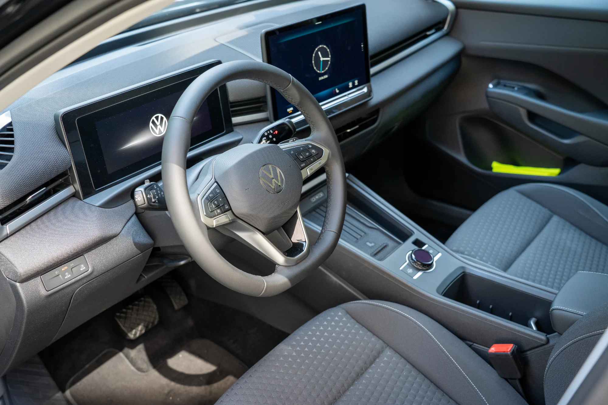 Volkswagen T-Roc – 4