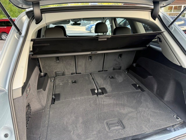 Audi Q7 3,0 TDI 286 PS, 7-Sitzer, AHK – Thumbnail 6