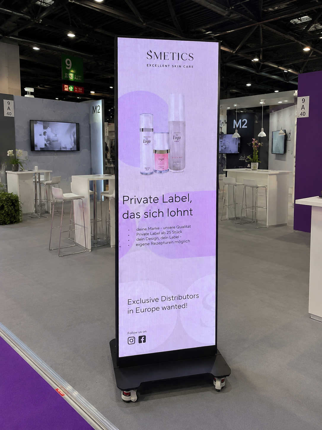 LED Poster / LED Stele 1,92 × 0,64 m – COB 1,53 mm – Digital Signage – 2