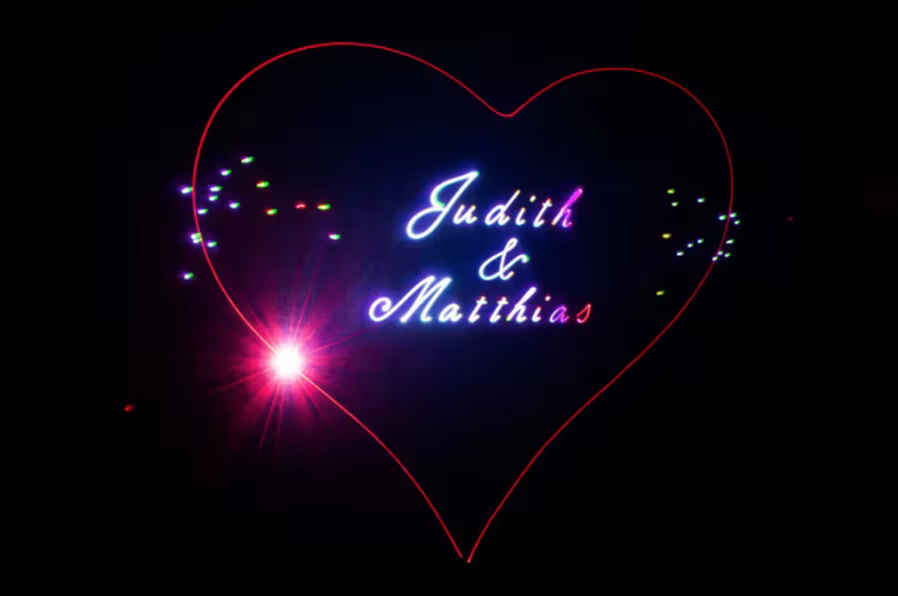 Lasershow mieten – musiksynchron & individuell für Hochzeit, Firmen-Event, Jubiläum & Stadtfest – Thumbnail 9