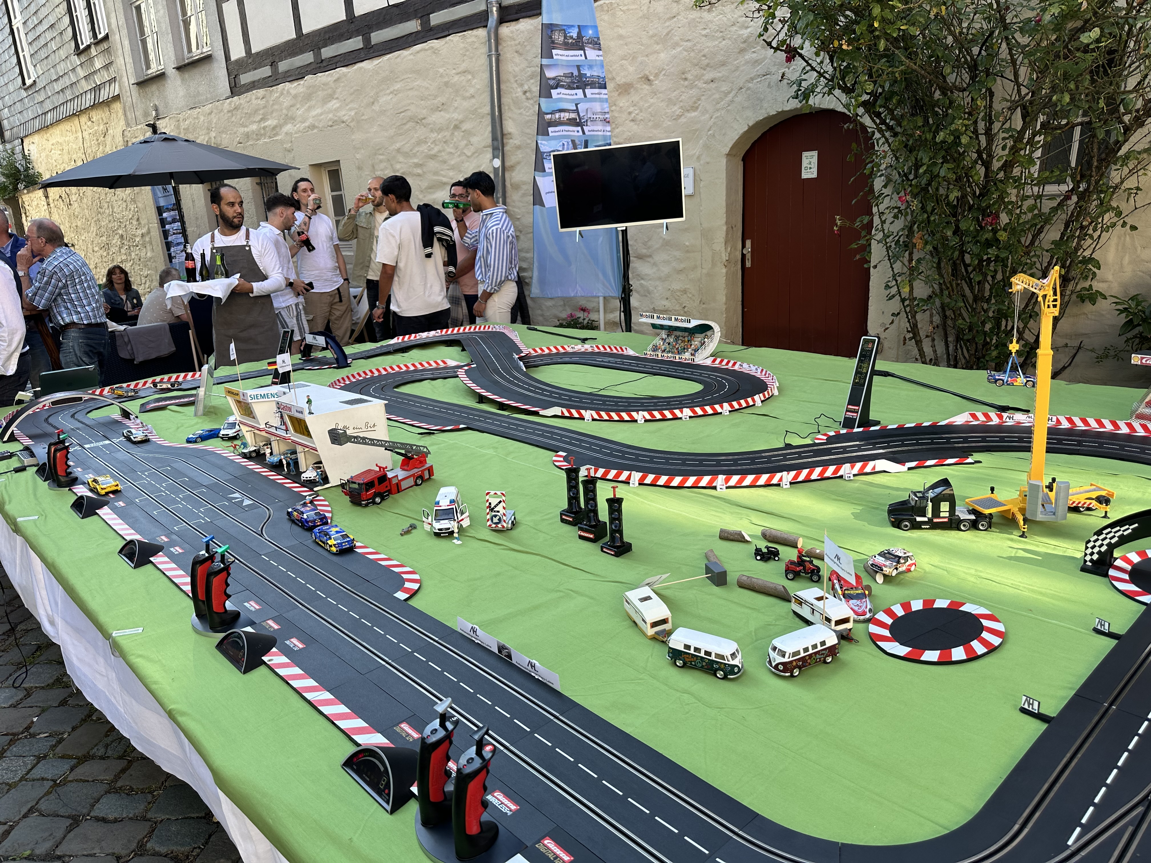 Carrerabahn mieten – Thumbnail 7