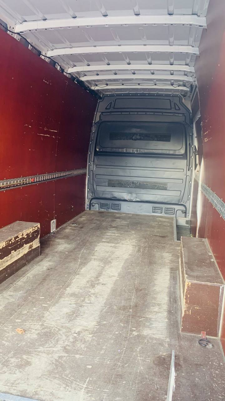 Transportervermietung lang und hoch mit Automatikgetriebe – 3