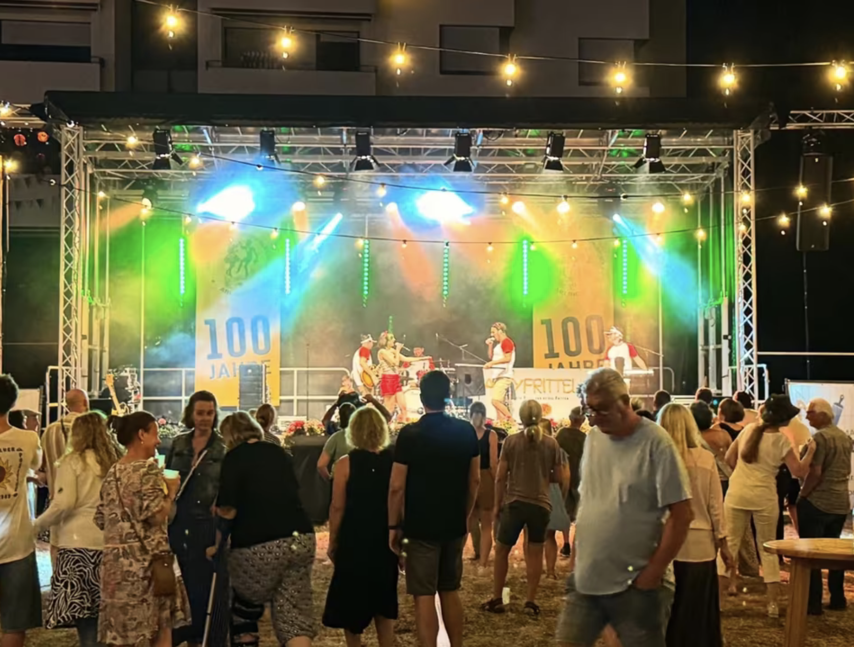 Stagemobil XXL mobile Bühne Trailerbühne Stage 10x6m mieten – 5