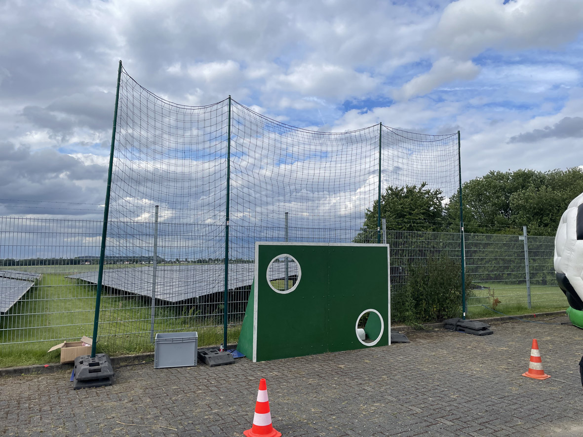 TORWAND / FUSSBALLTORWAND - OPTIONAL MIT FANGNETZ ODER IM TRAVERSEN-KÄFIG – 4