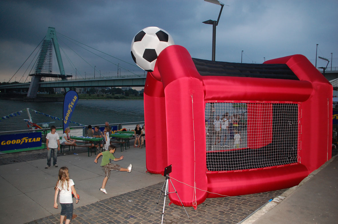 SPPEDBALLBOX / SPEED KICK / SPEEDCAGE - SCHUSSGESCHWINDIGKEITSMESSUNG