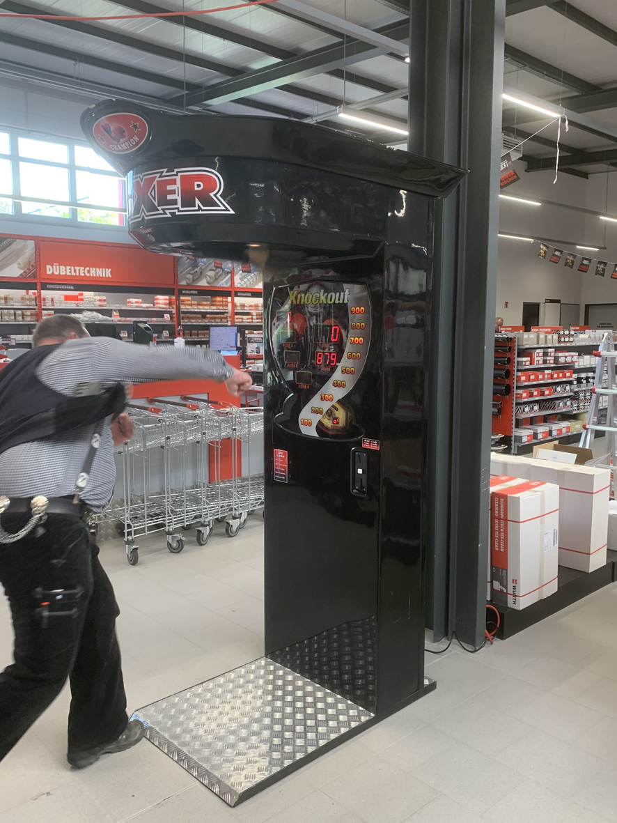 BOXAUTOMAT / BOXER / KRAFTMESSER – 2