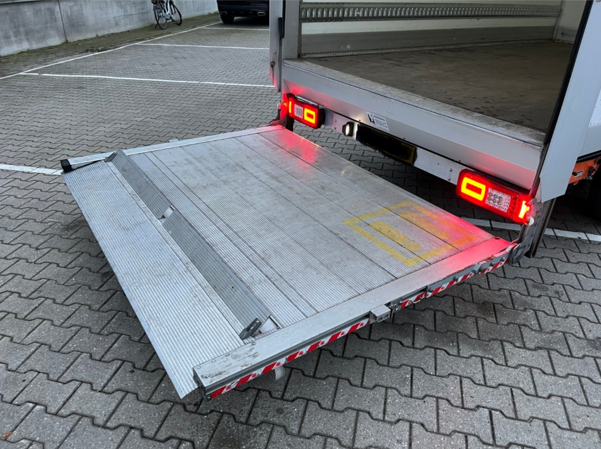 Vermiete Transporter mit Fahrer und Umzugshilfe Raum Trier – 3