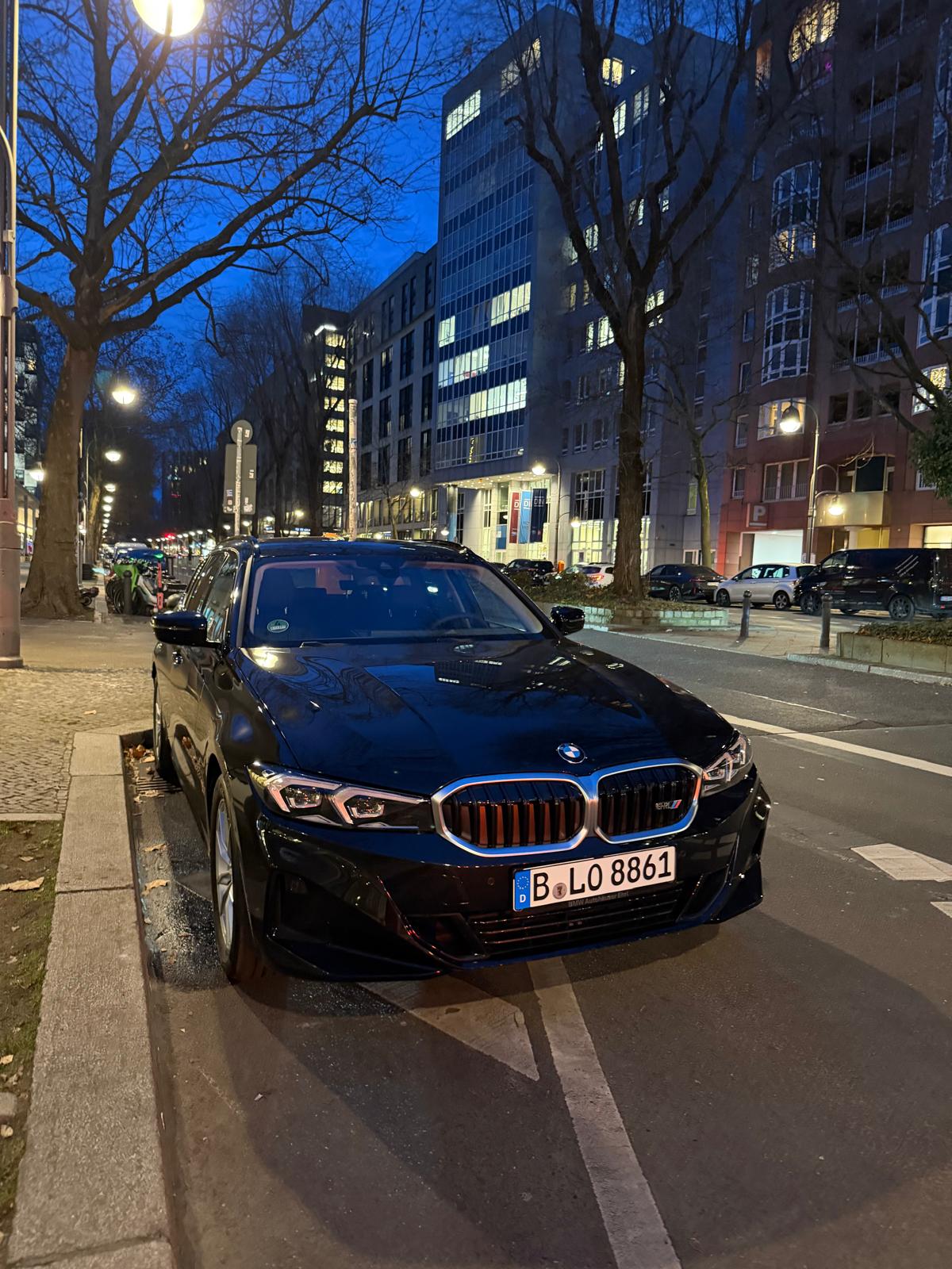 Titel BMW 3er Limousine / Kombi Berlin ab 70 €/Tag – Tages-, Wochen- & Monatsmiete – Thumbnail 10