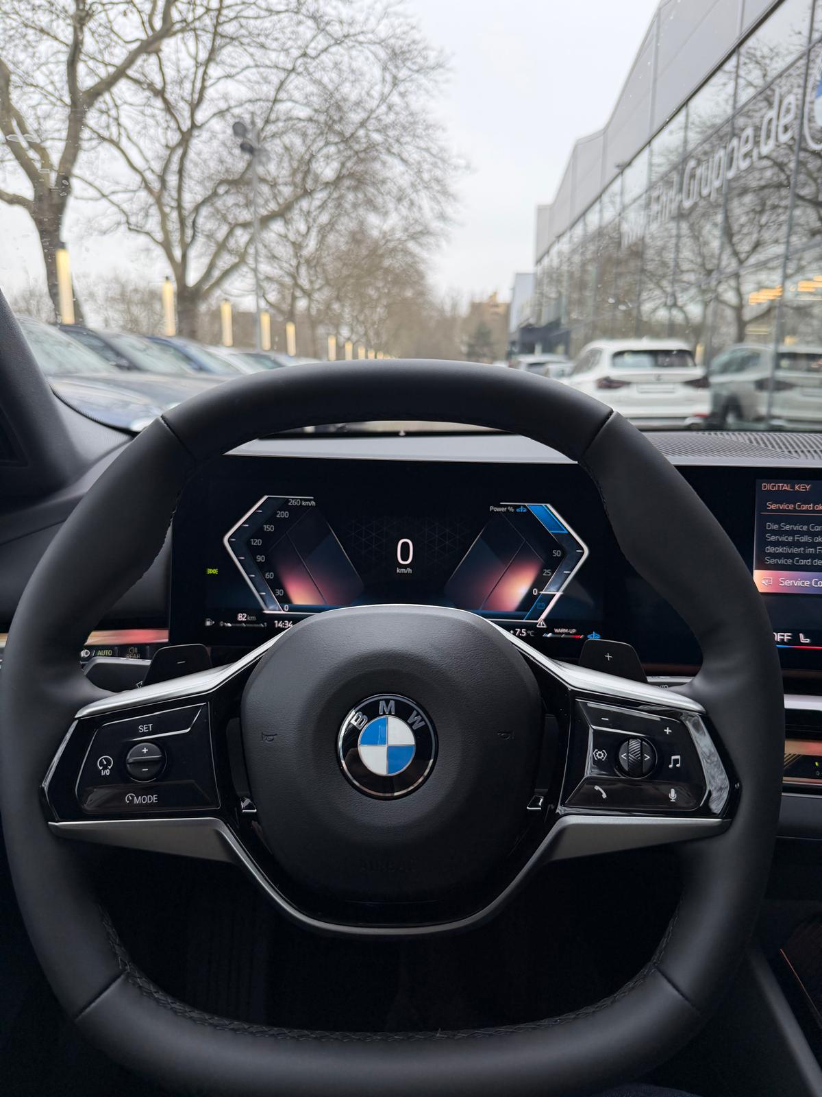 Titel BMW 3er Limousine / Kombi Berlin ab 70 €/Tag – Tages-, Wochen- & Monatsmiete – 3